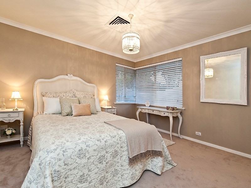 7 Pinot Terrace, The Vines WA 6069