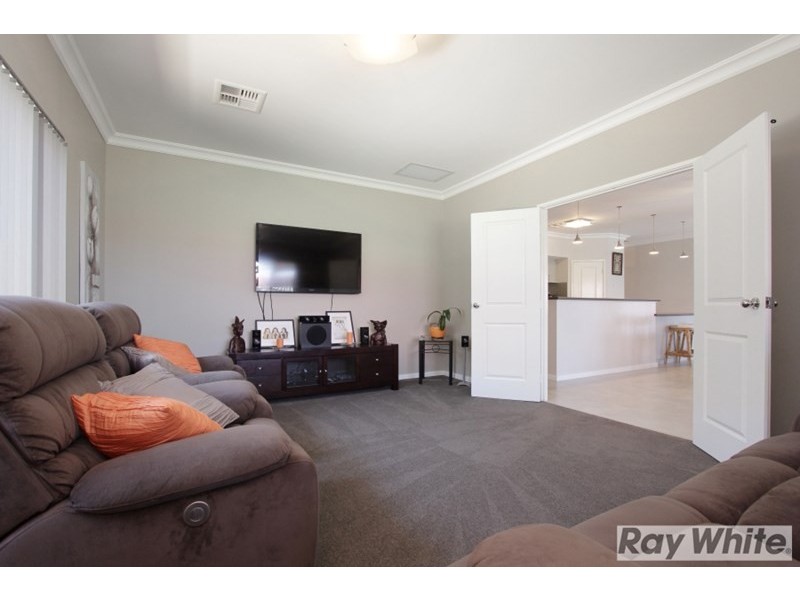 71 Edgecombe Pass, Aveley WA 6069