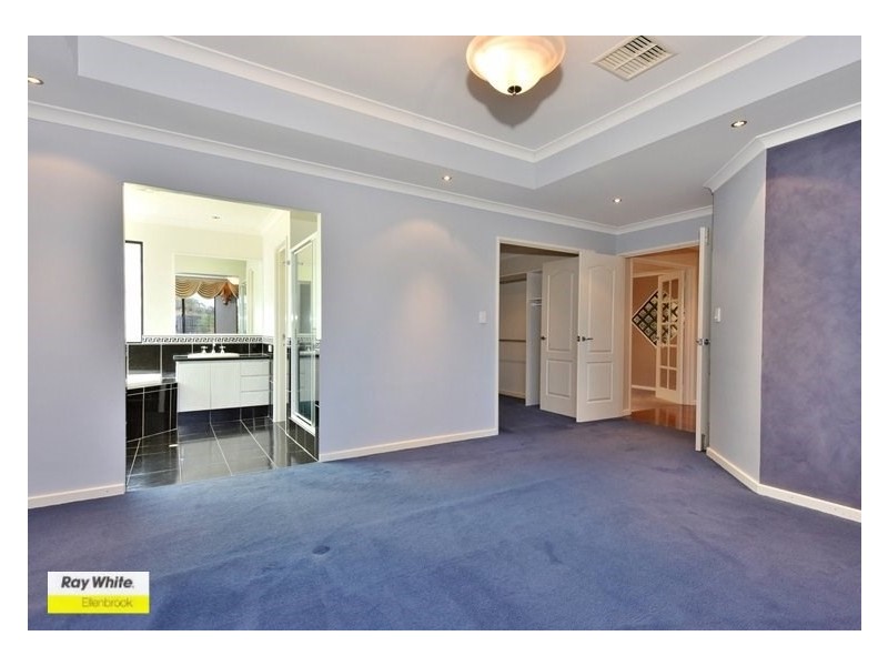 3 Horseshoe Circuit, Henley Brook WA 6055