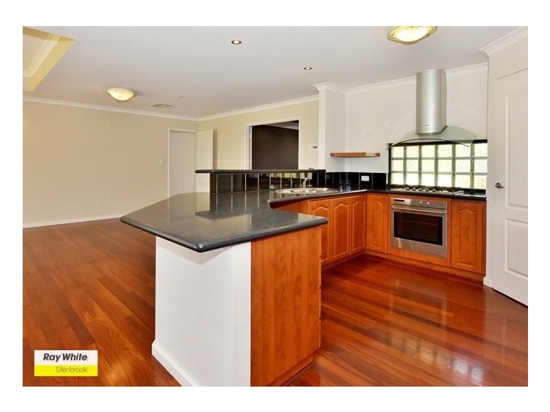 3 Horseshoe Circuit, Henley Brook WA 6055