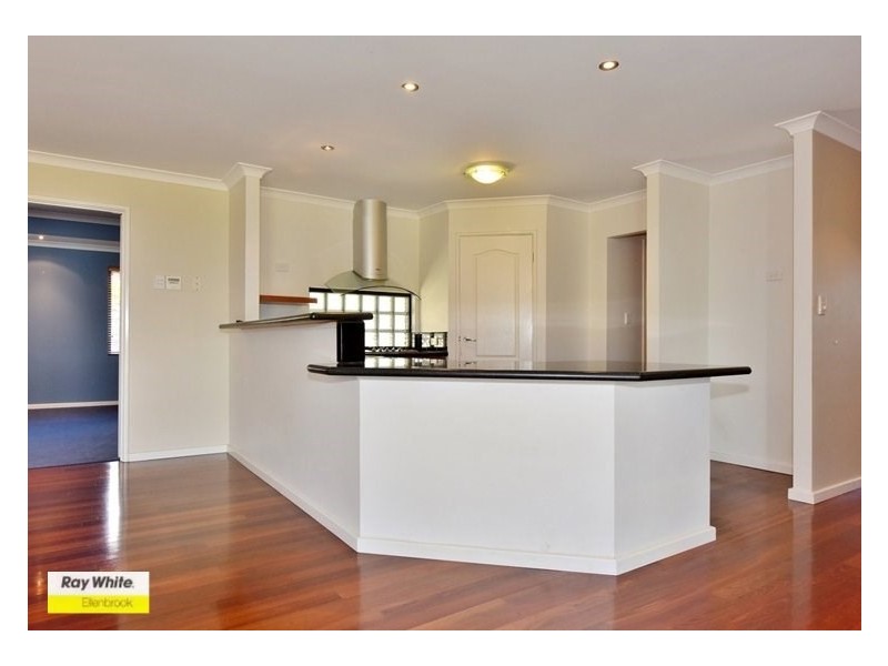 3 Horseshoe Circuit, Henley Brook WA 6055