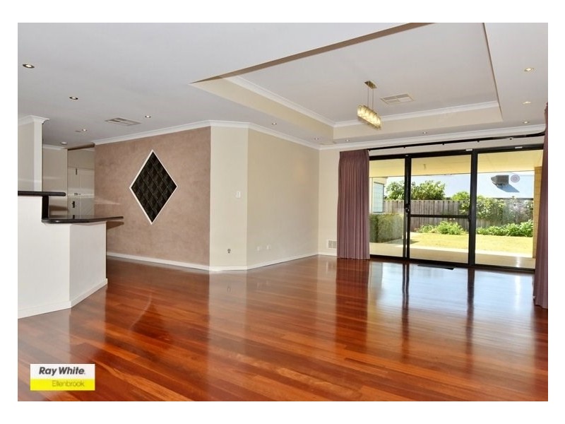 3 Horseshoe Circuit, Henley Brook WA 6055