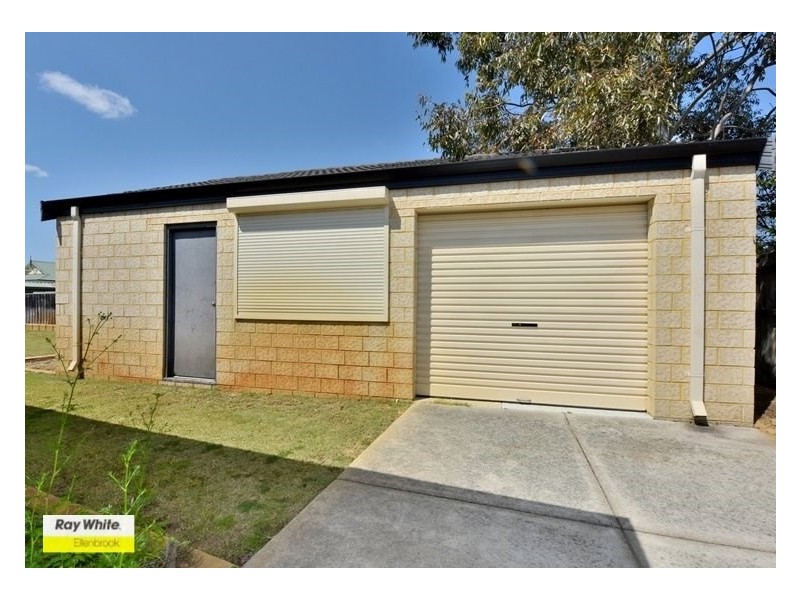 3 Horseshoe Circuit, Henley Brook WA 6055