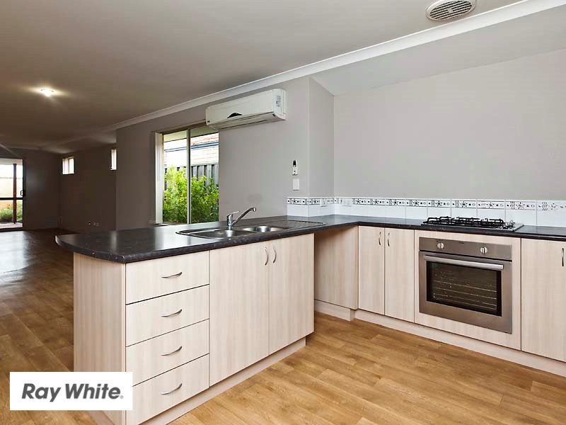 5 Bundaleer Avenue, Ellenbrook WA 6069