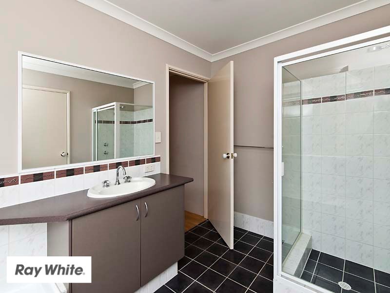 5 Bundaleer Avenue, Ellenbrook WA 6069