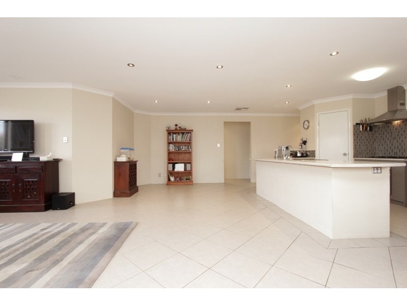 22 Granesse Drive, Ellenbrook WA 6069