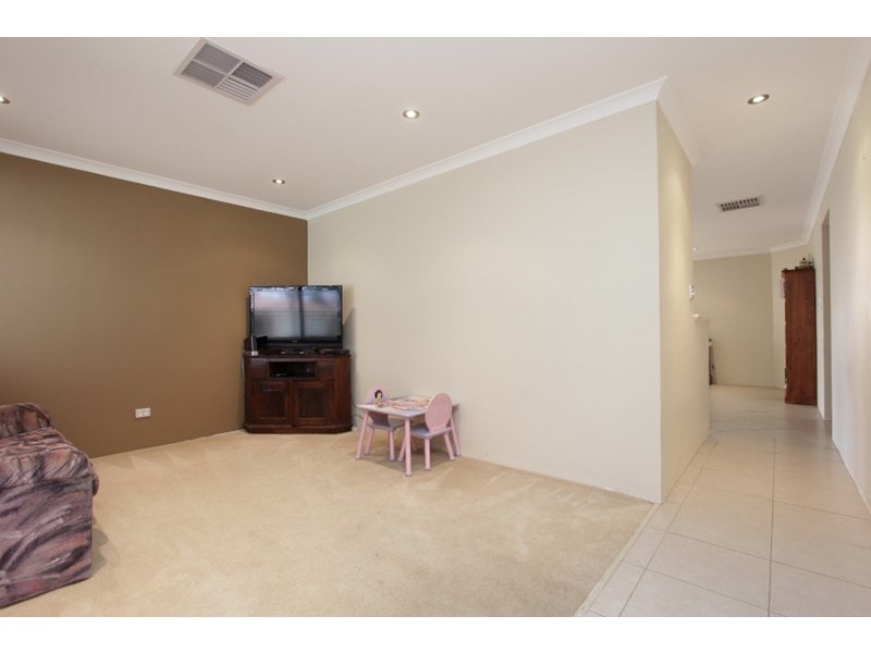 22 Granesse Drive, Ellenbrook WA 6069