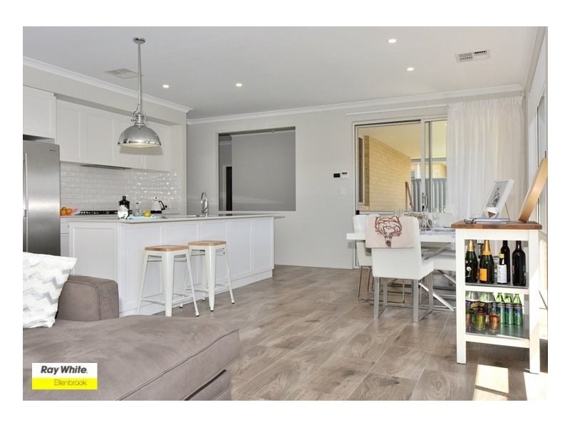 3 Mauve Way, Aveley WA 6069