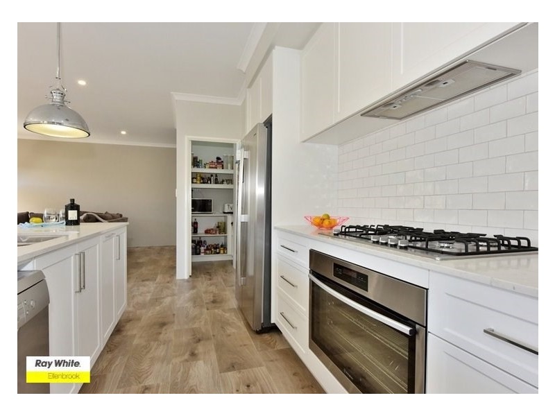 3 Mauve Way, Aveley WA 6069