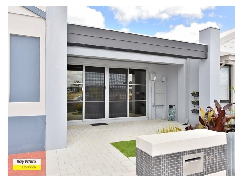 11 Shepherd Avenue, Ellenbrook WA 6069
