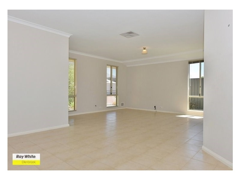 3 Yarwood Nook, Aveley WA 6069