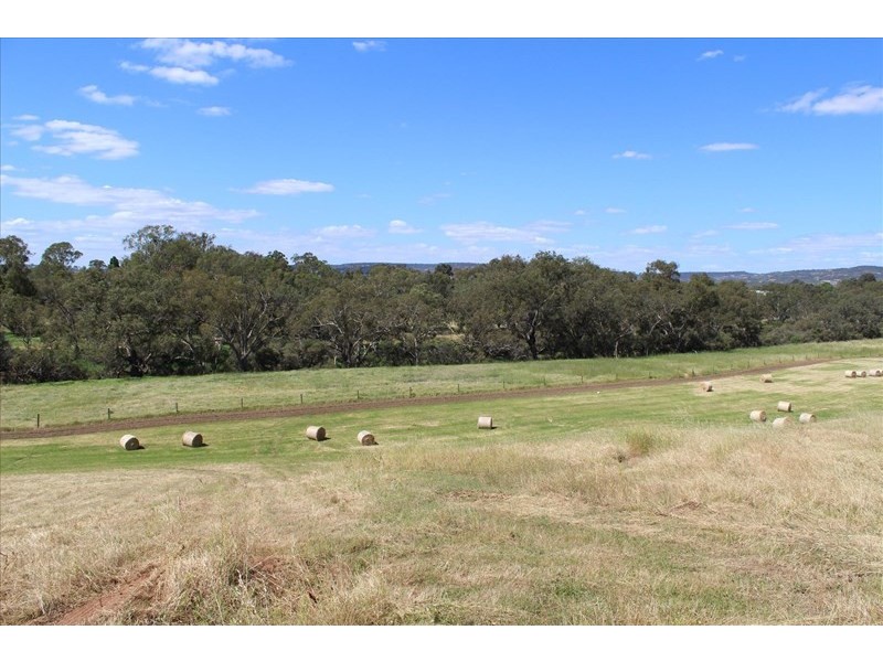 47 Caroline Retreat, Henley Brook WA 6055