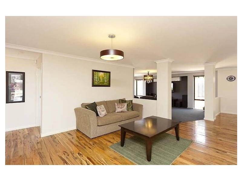 9 Karakin Terrace, Ellenbrook WA 6069