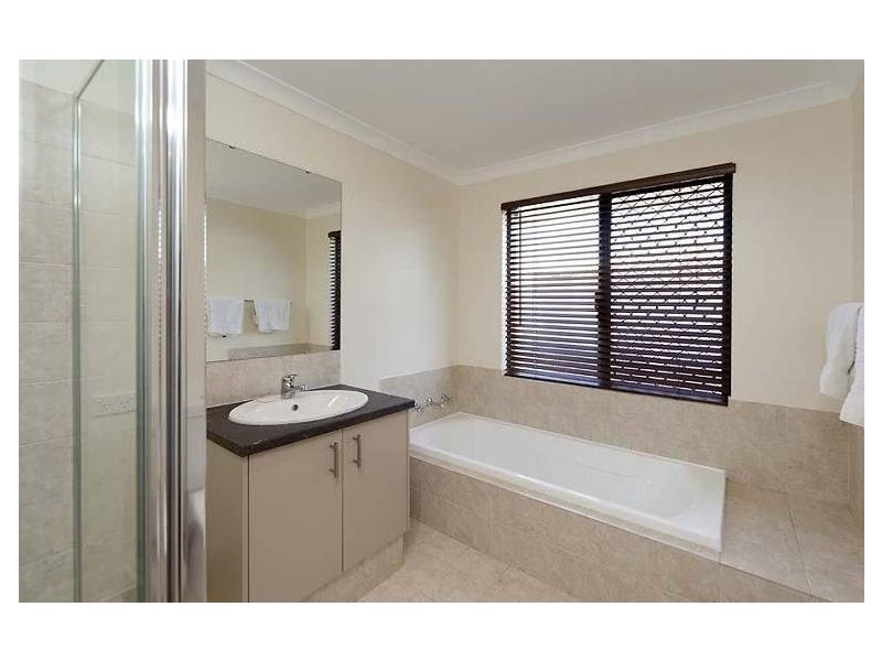 9 Karakin Terrace, Ellenbrook WA 6069