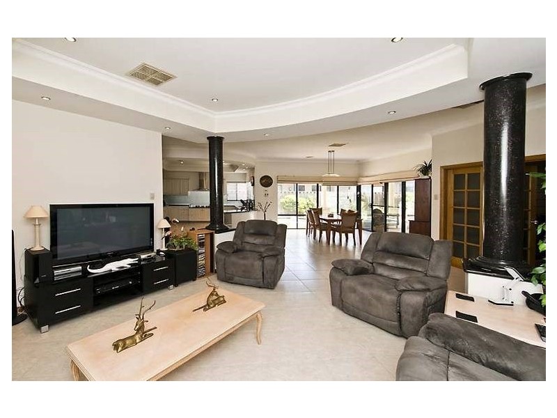 3 Tolladine Vista, The Vines WA 6069