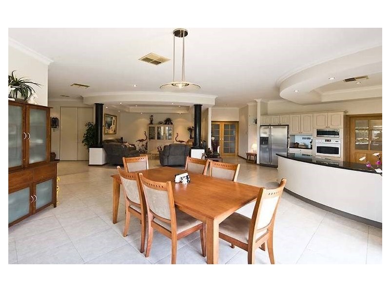 3 Tolladine Vista, The Vines WA 6069