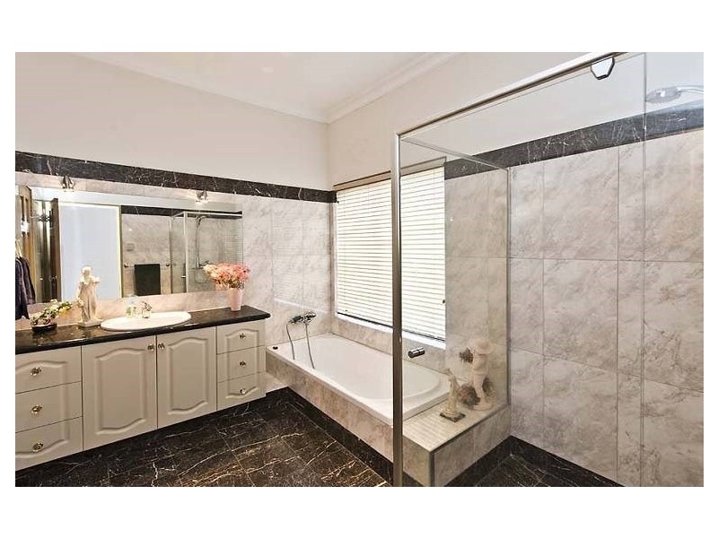 3 Tolladine Vista, The Vines WA 6069