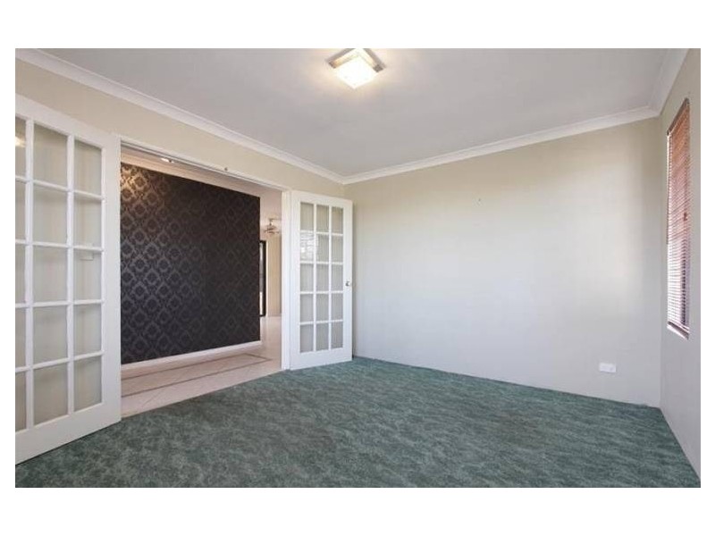 85 Vaucluse Crescent, Ellenbrook WA 6069