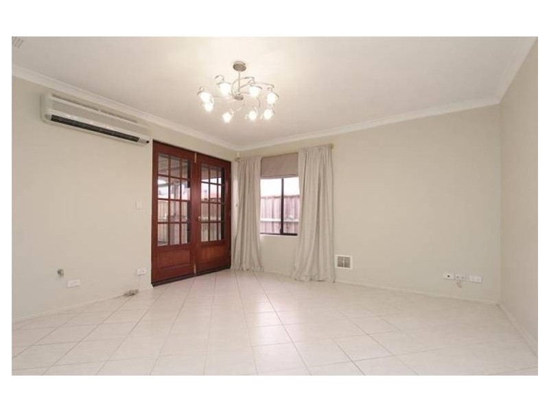 85 Vaucluse Crescent, Ellenbrook WA 6069
