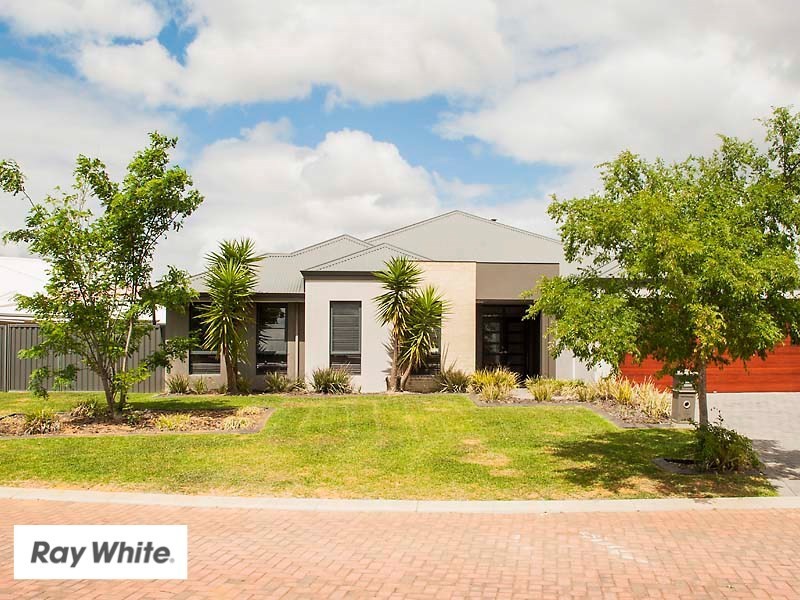 18 Ollave Circuit, Aveley WA 6069