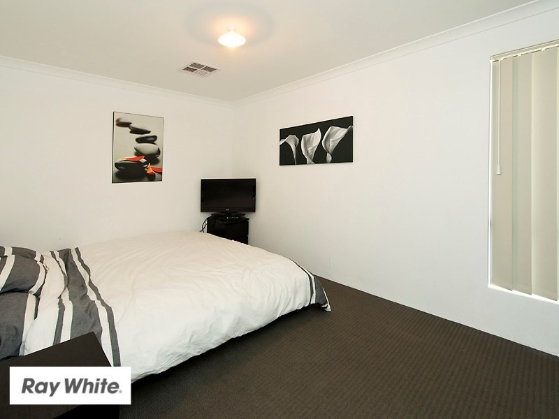 31 Tully Parade, Ellenbrook WA 6069