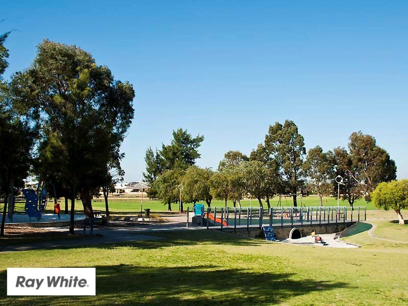 11 Kalyeeda Terrace, Ellenbrook WA 6069