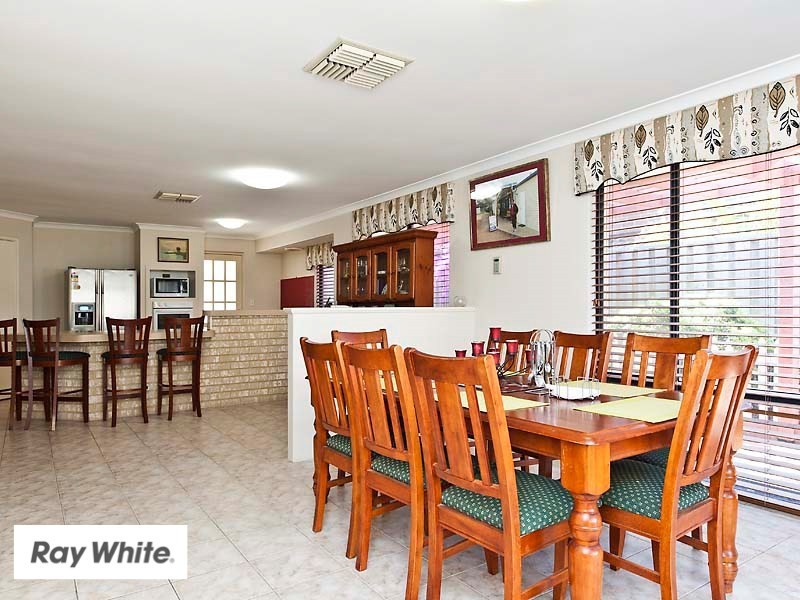 11 Kalyeeda Terrace, Ellenbrook WA 6069