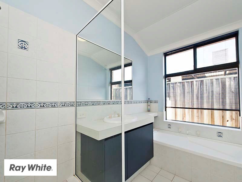11 Kalyeeda Terrace, Ellenbrook WA 6069