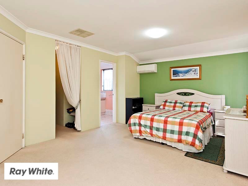 11 Kalyeeda Terrace, Ellenbrook WA 6069