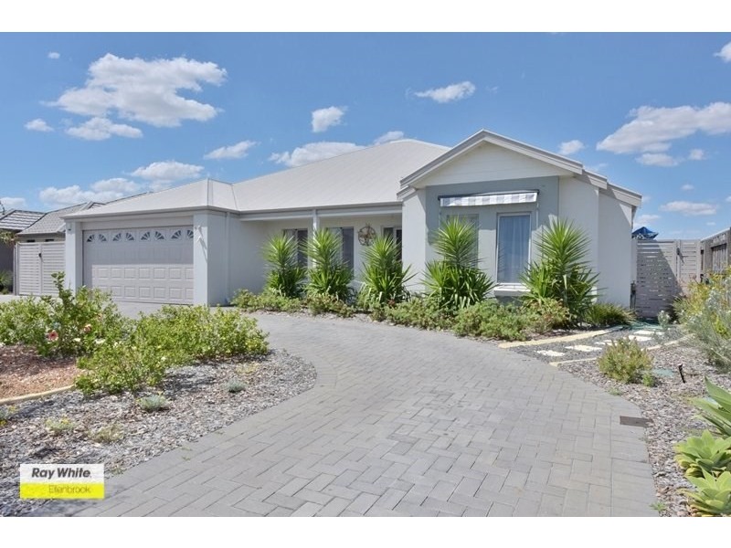 6 Packwood Link, The Vines WA 6069