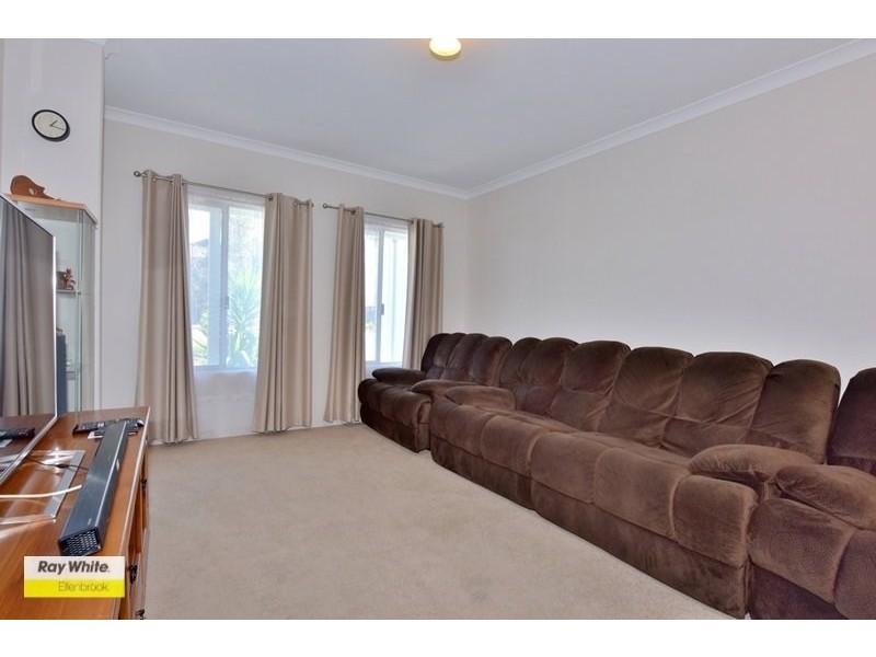 6 Packwood Link, The Vines WA 6069