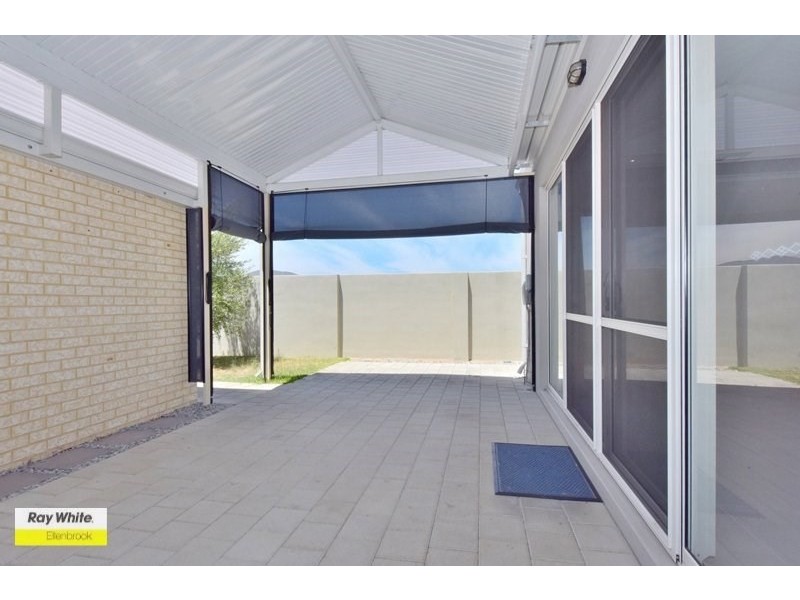 38 Delapre Drive, Ellenbrook WA 6069