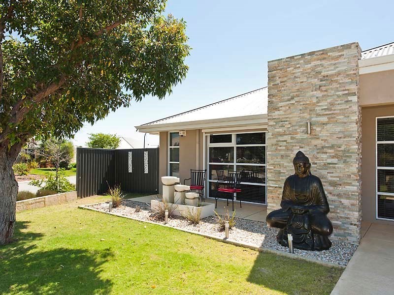 12 Satine Turn, Aveley WA 6069