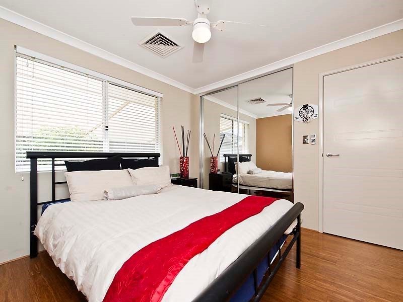 12 Satine Turn, Aveley WA 6069