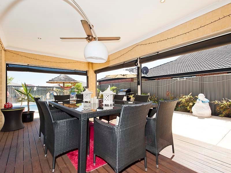 12 Satine Turn, Aveley WA 6069