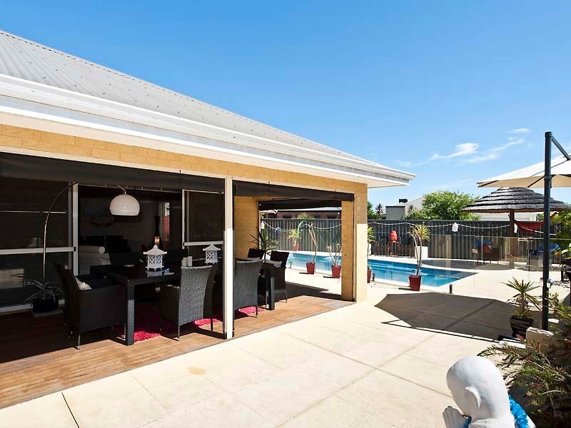 12 Satine Turn, Aveley WA 6069