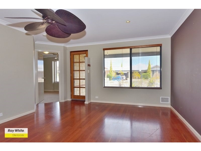 43 Larrawa Circle, Ellenbrook WA 6069