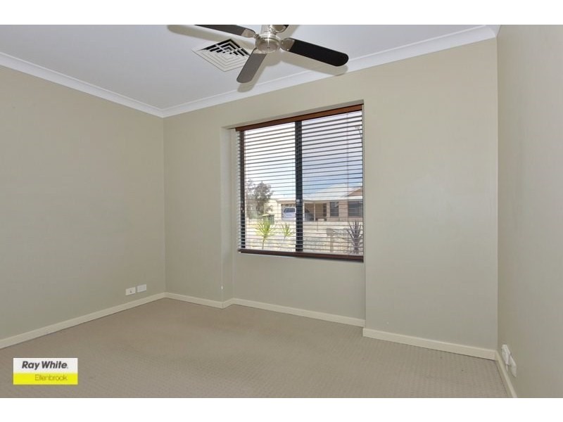 43 Larrawa Circle, Ellenbrook WA 6069