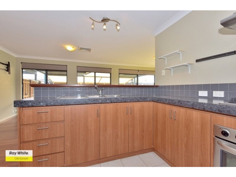 43 Larrawa Circle, Ellenbrook WA 6069