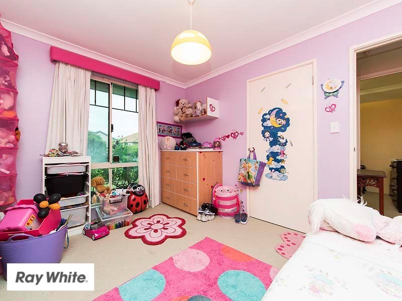 8 Granesse Drive, Ellenbrook WA 6069