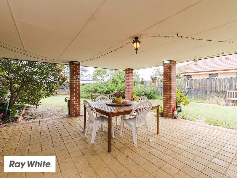 8 Granesse Drive, Ellenbrook WA 6069