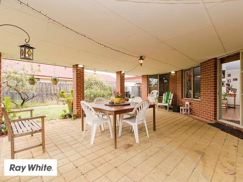 8 Granesse Drive, Ellenbrook WA 6069