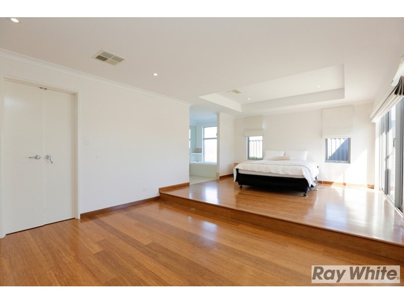 10 Delaney Road, Aveley WA 6069