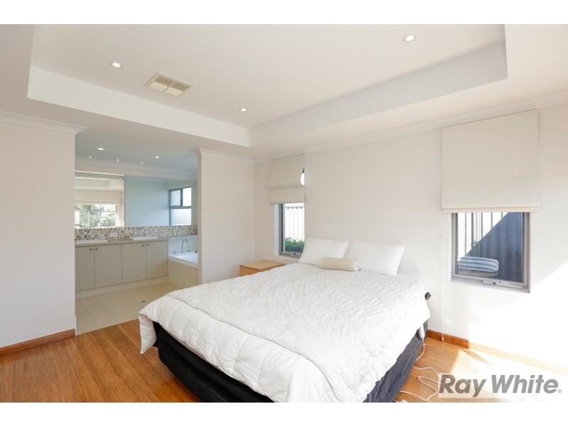 10 Delaney Road, Aveley WA 6069