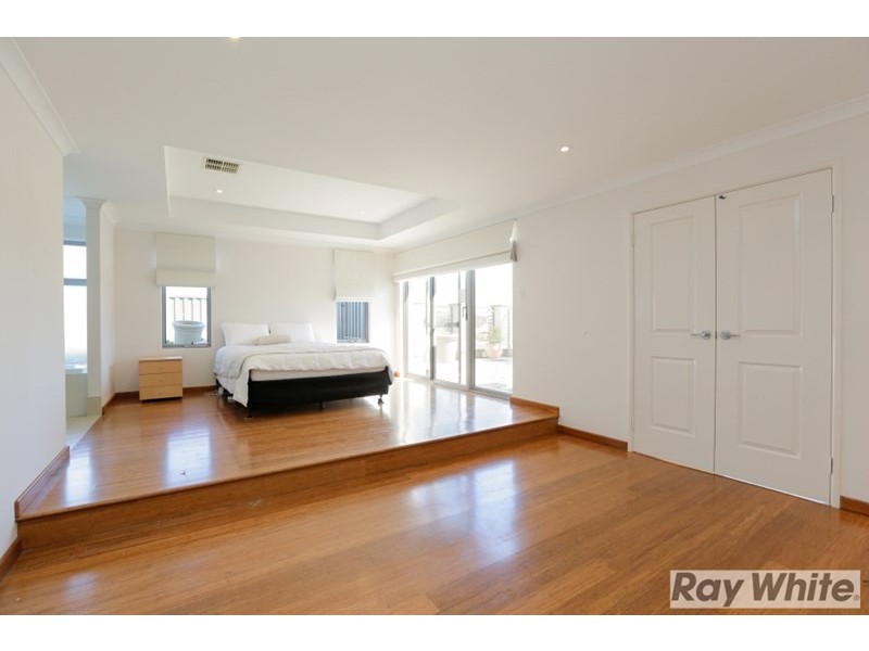 10 Delaney Road, Aveley WA 6069