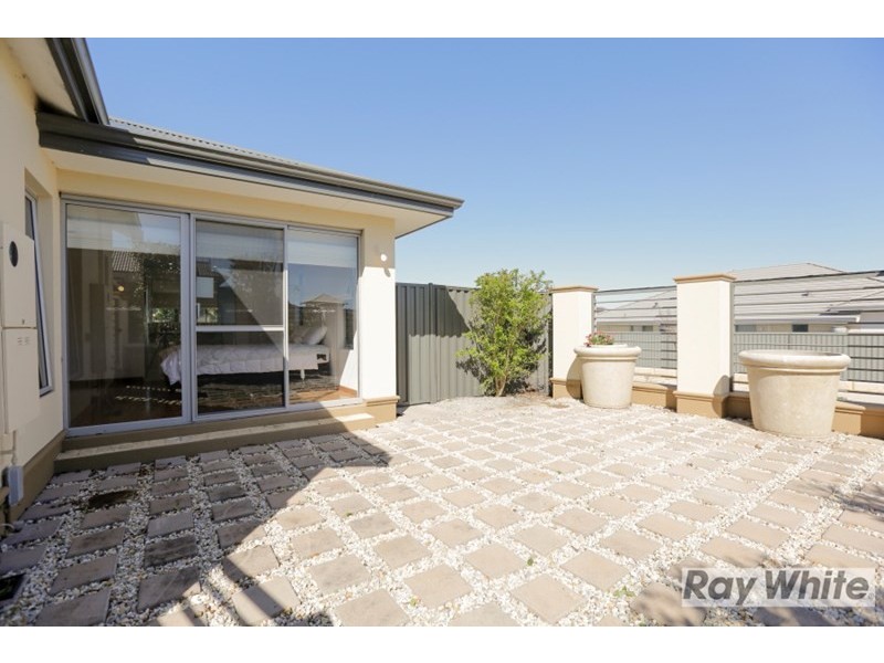 10 Delaney Road, Aveley WA 6069