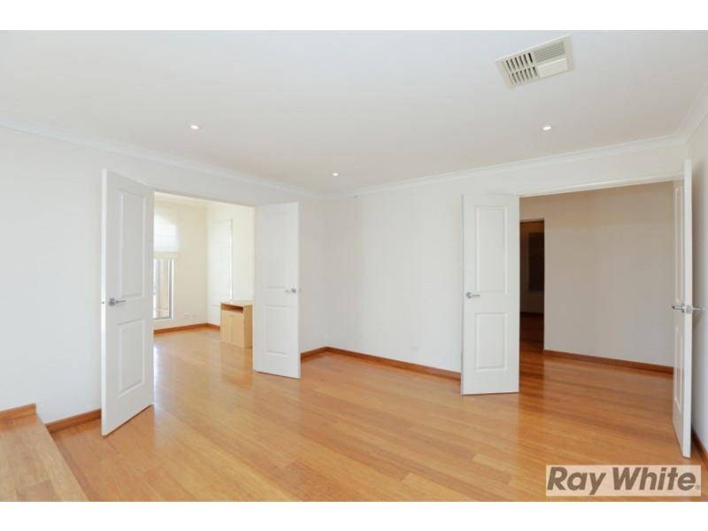 10 Delaney Road, Aveley WA 6069