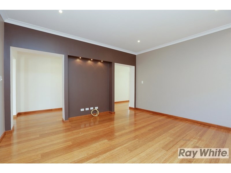 10 Delaney Road, Aveley WA 6069