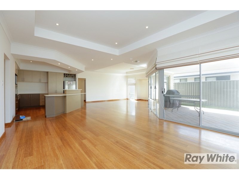 10 Delaney Road, Aveley WA 6069