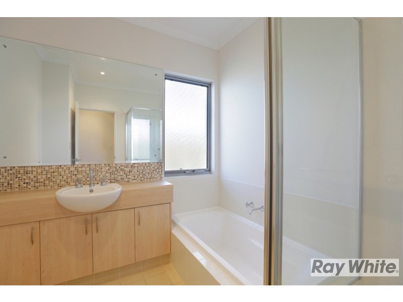 10 Delaney Road, Aveley WA 6069